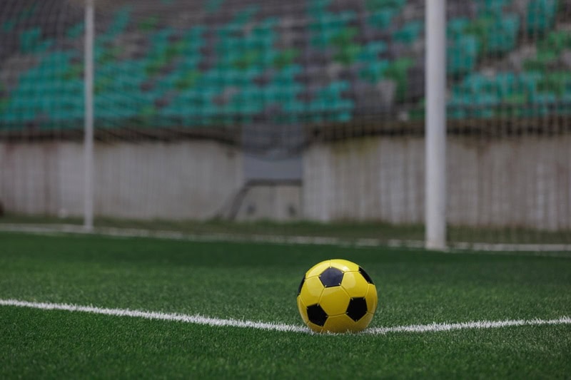 Hornets Stumble in Cup and League But Play-Off Hopes Remain Alive